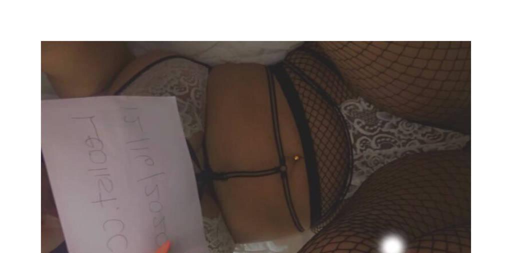 available wet&t!ght upscale location&great reviews