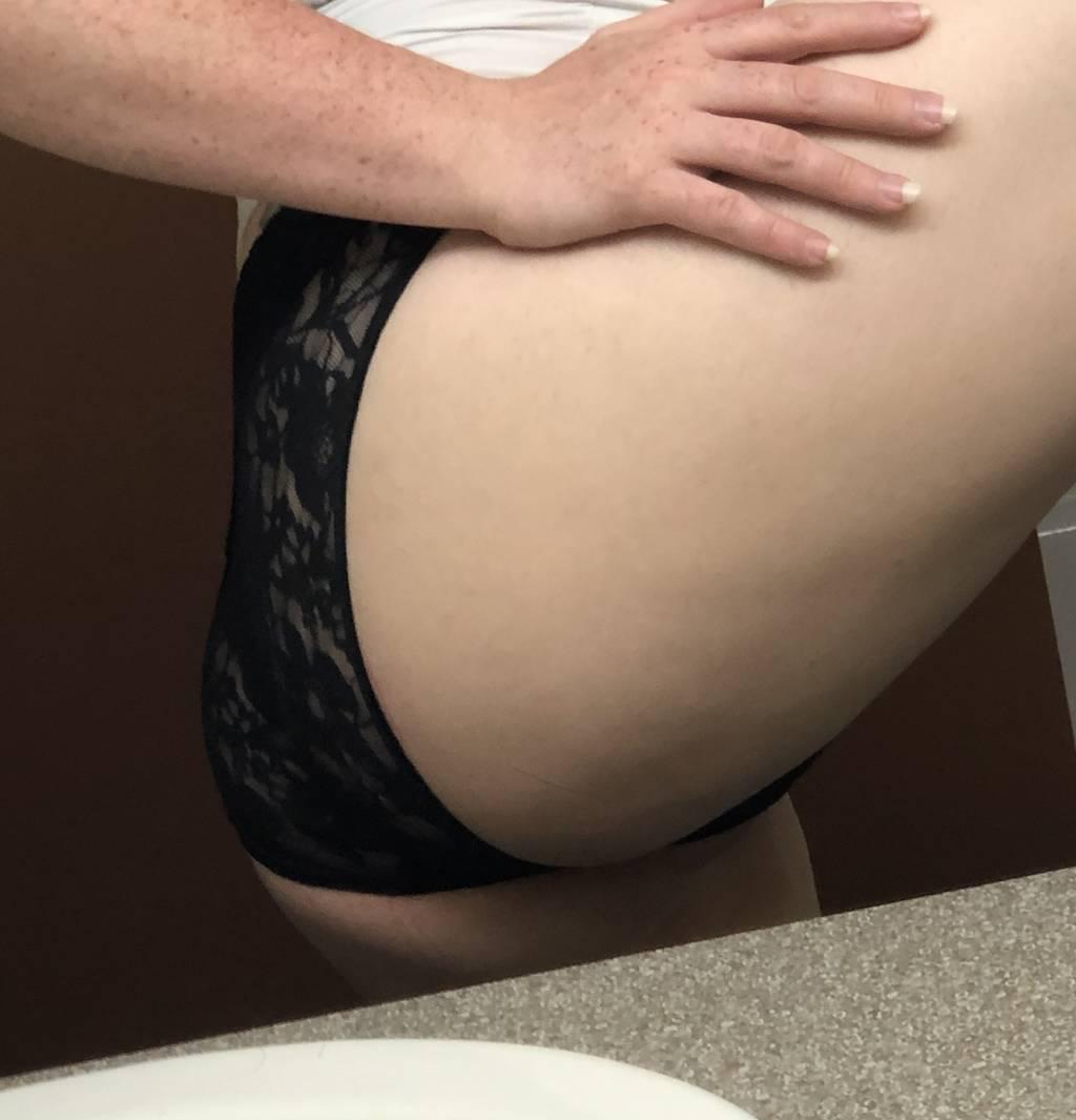 Burlington Incall!! 80$ 15 min special