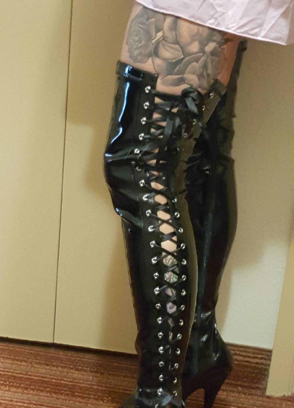 Arriving jan 12!! !!!sexy cougar
