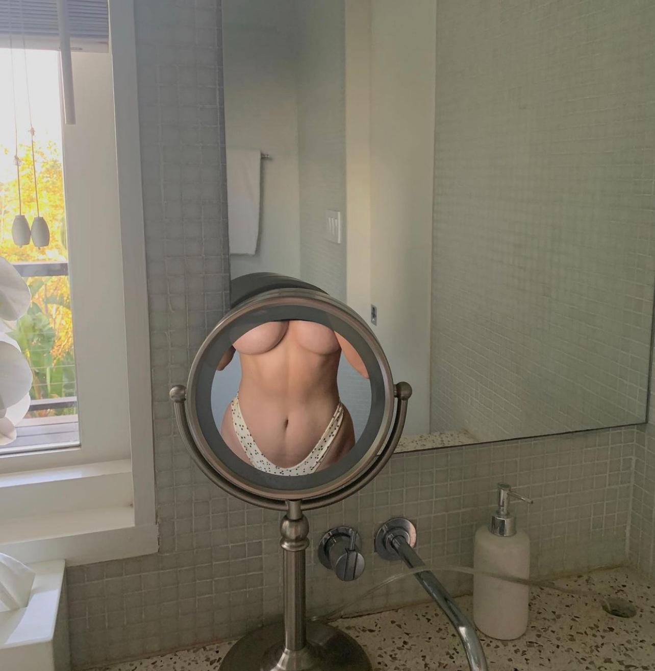 I’m down for fun & naughty stuffs HMU on (719) 890-2208 or snap Pweet21