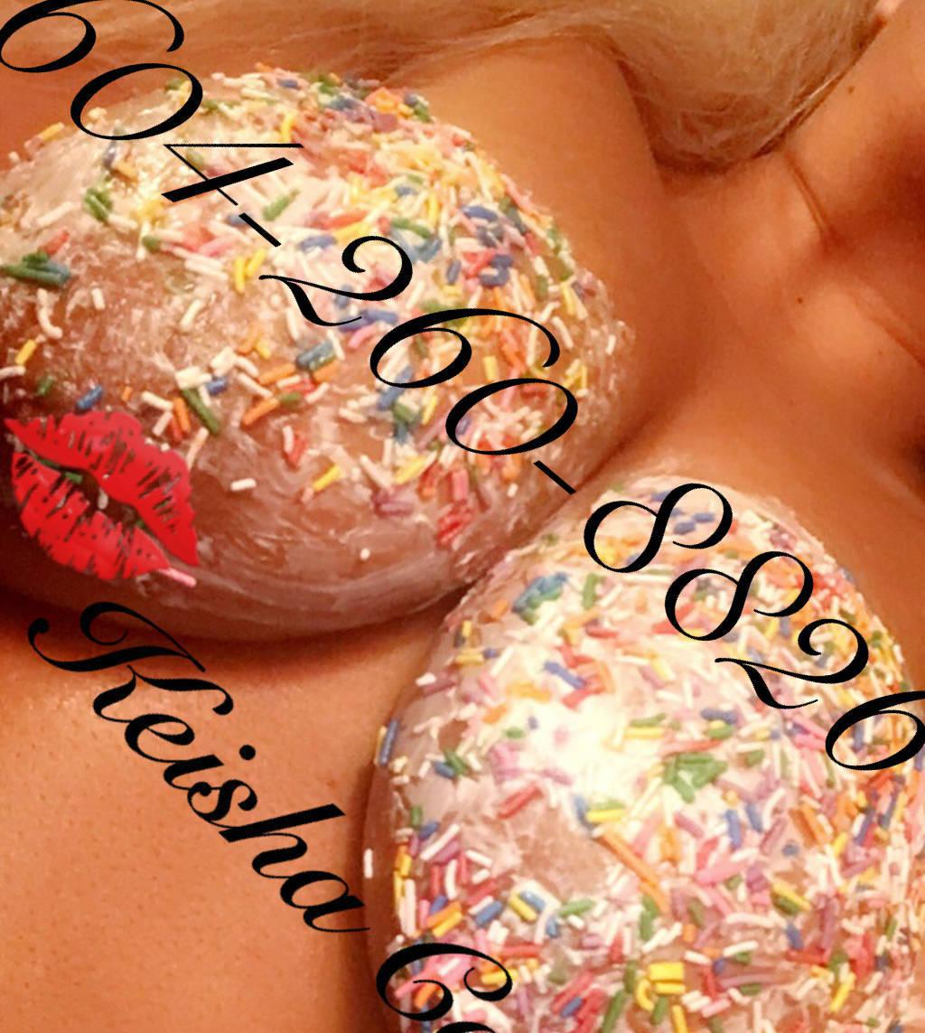 REAL REVIEWED THICK JUICY BLONDE all lips,t1ts&ass!
