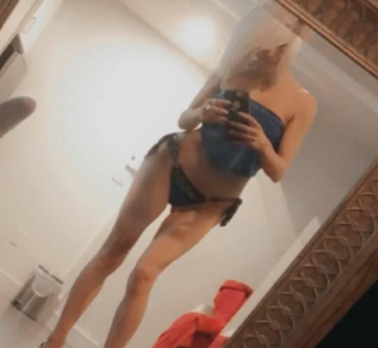 mandy.. 2 days left cum have some fun petite & discree