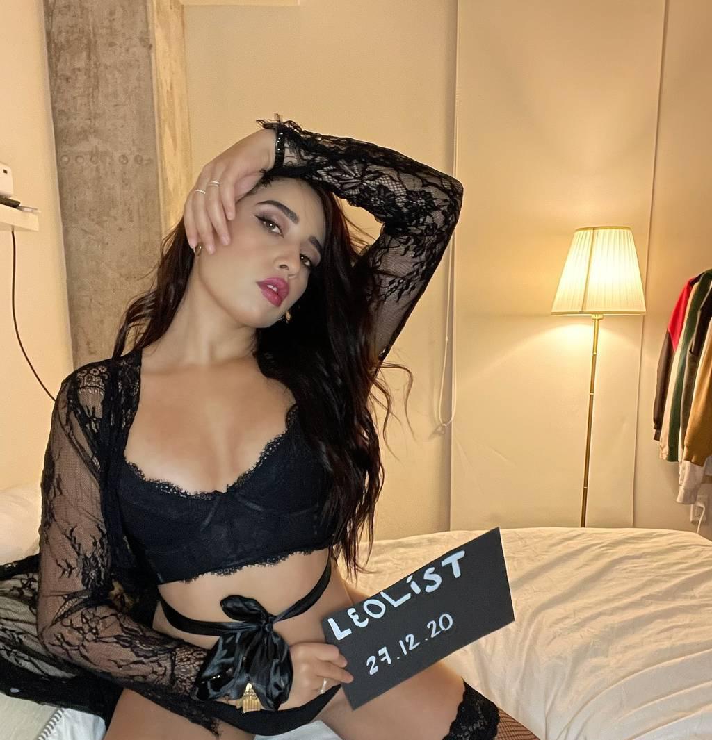 Availaible now baby come see me