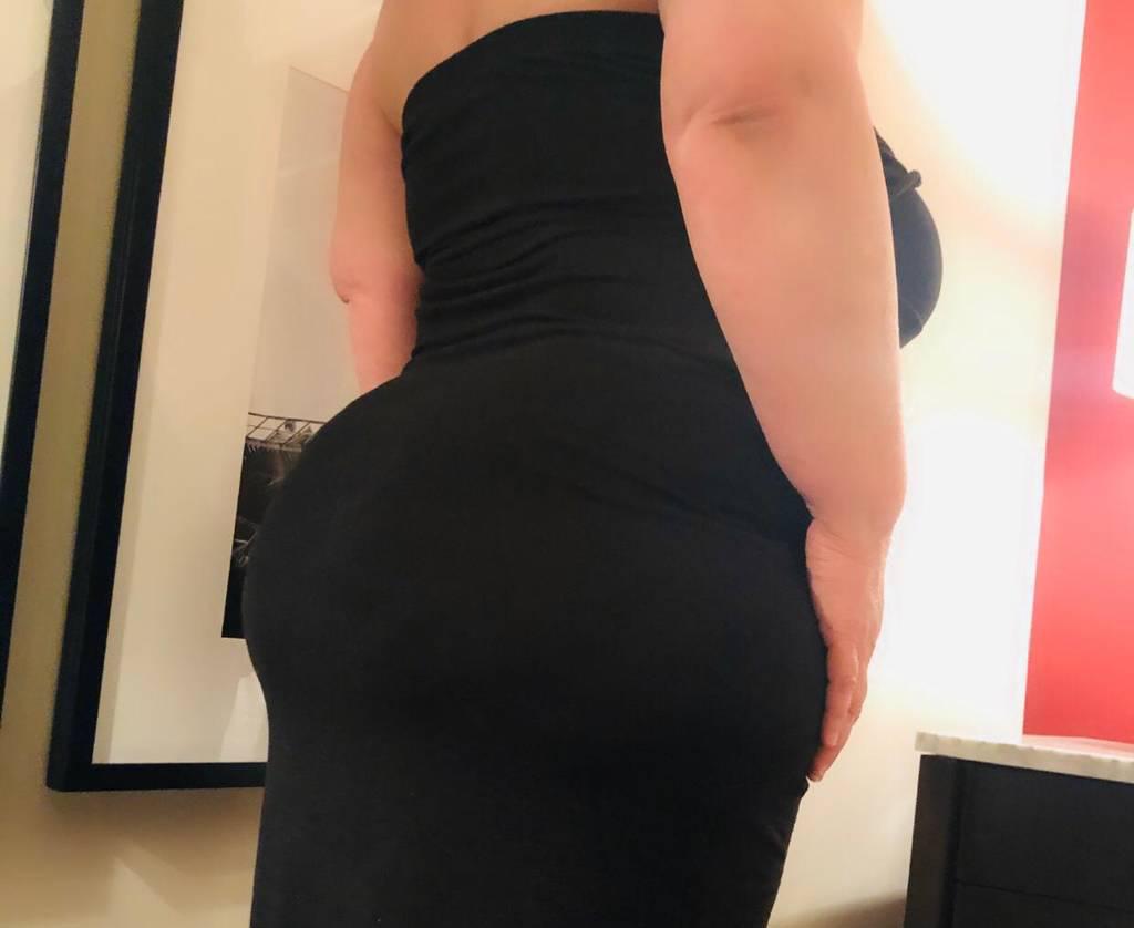 38DDD'S...BIG BOOTY...THICK & CURVY BBW
