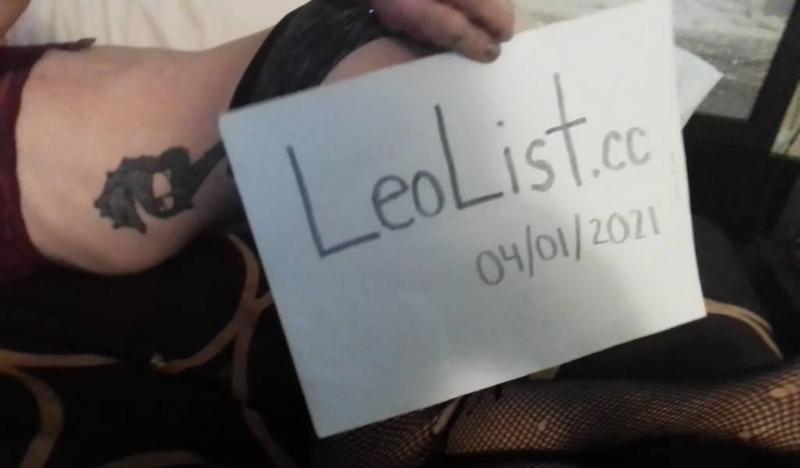 Online only live video call $25/5pics $60/5video $80hh+p+v